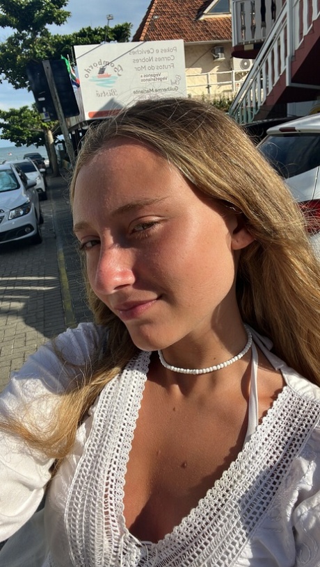 amateur selfie exclusive pictures
