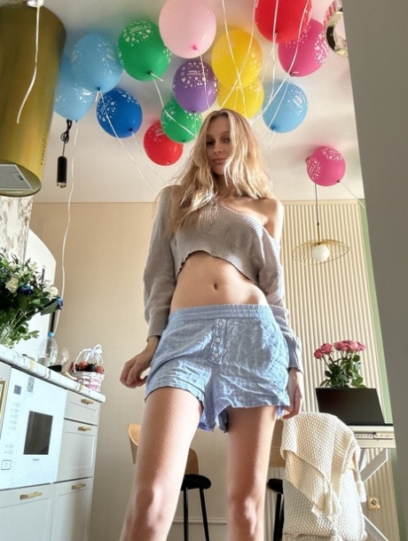 tall teen sexy nudes image