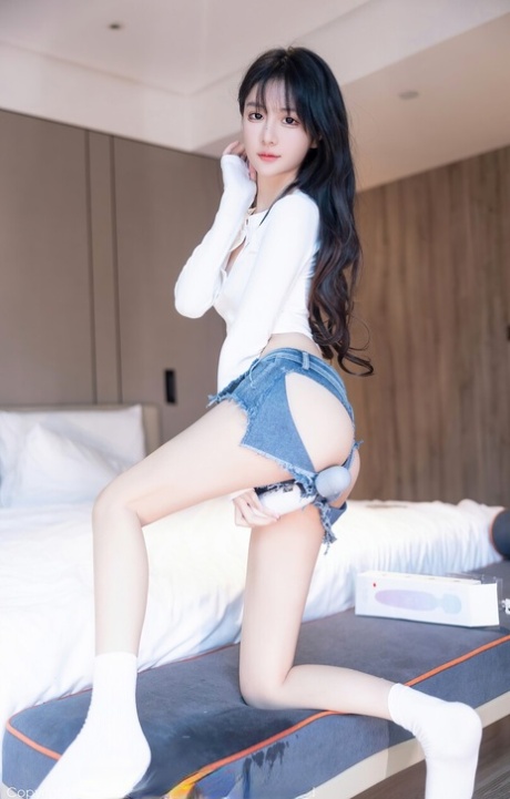 chinese teen free nude picture