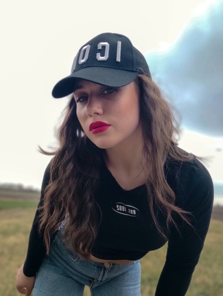 red lips sexy xxx img
