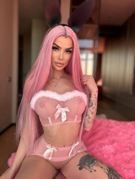 big tits babe top gallery