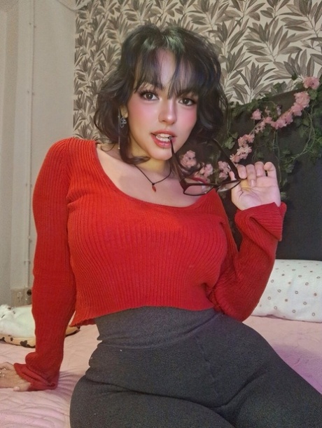 amateur solo xxx pic