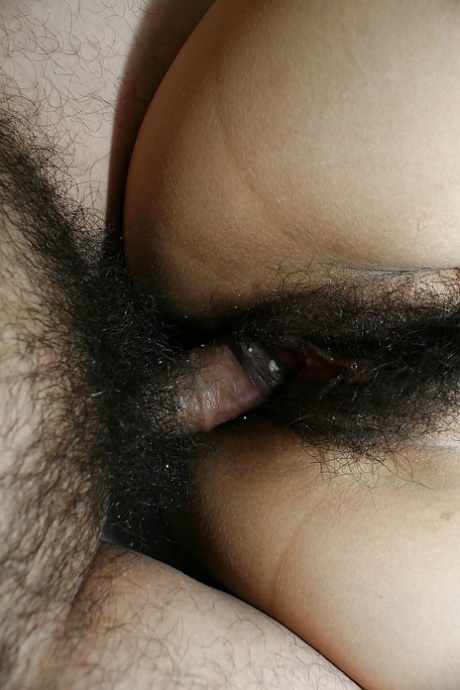 hairy japanese hot porn pic