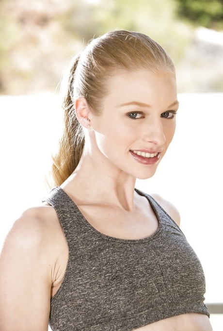 Avril Hall pornstar nice images