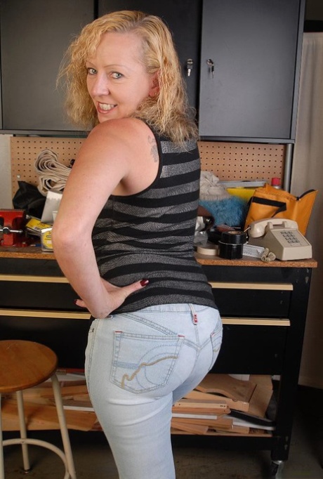 mature jeans top pic