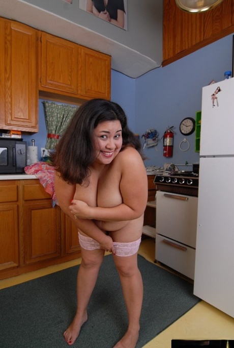 chubby mature latina art xxx pic