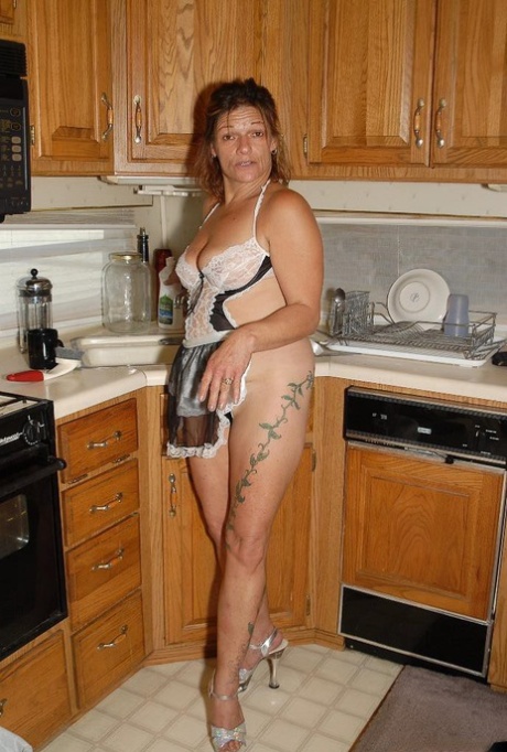 gilf lingerie hot nude pictures