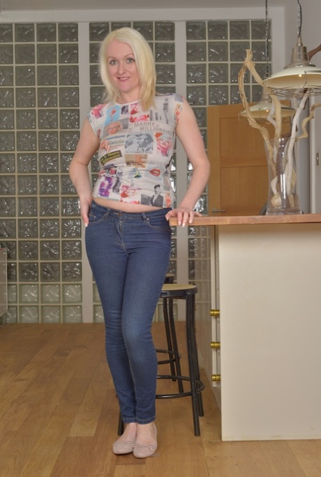 Jade Wilson nude actress galleries