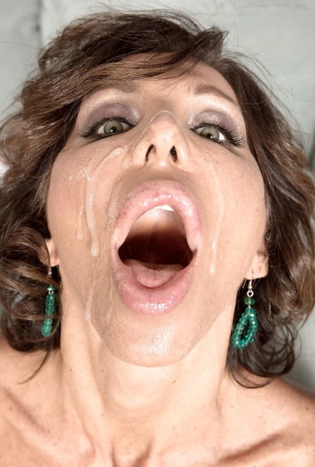 mature facial erotic img