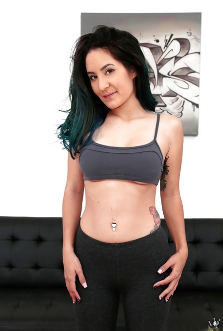 latina yoga pants hot nude picture