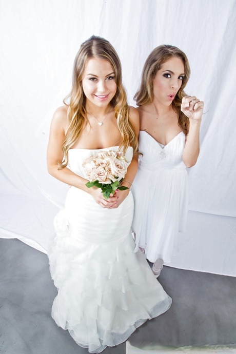 bride art naked galleries