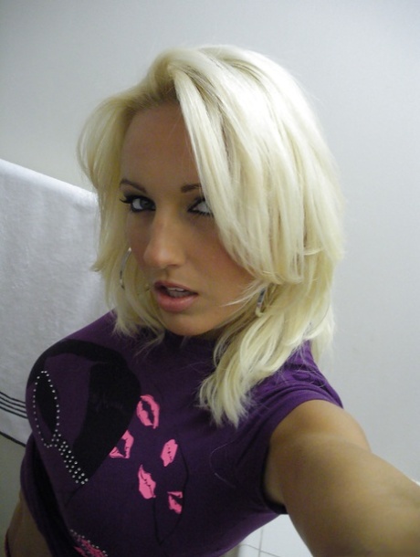 Cody Love perfect model gallery