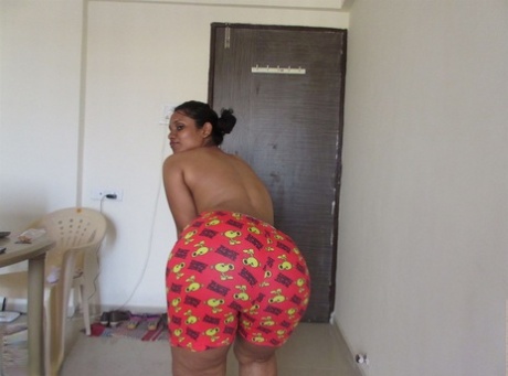 Lily Singh pornstar hd archive
