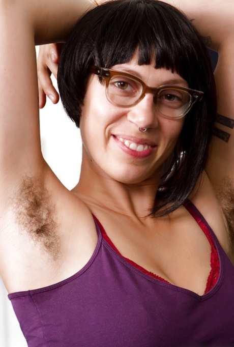 huge hairy pussy erotic gallery