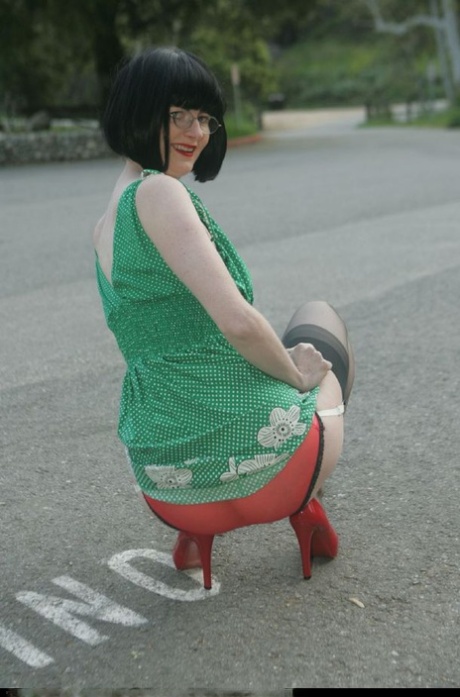 Naughty Julia porn model photo