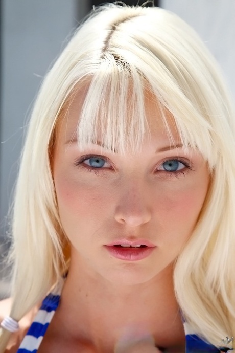 blonde babe adult photo