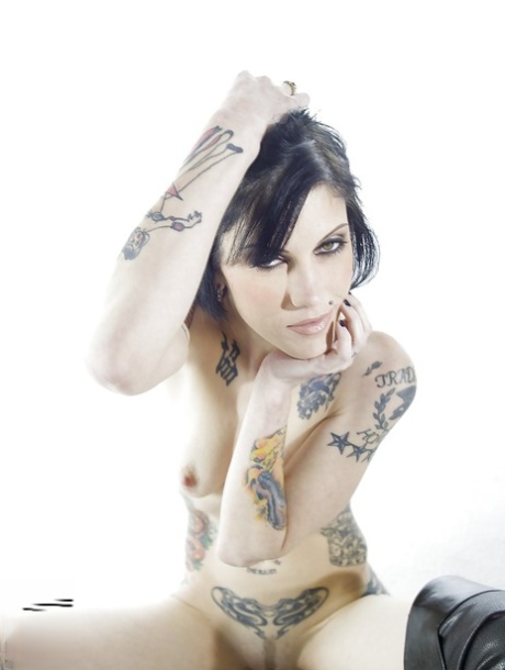 Cadence St John model top images