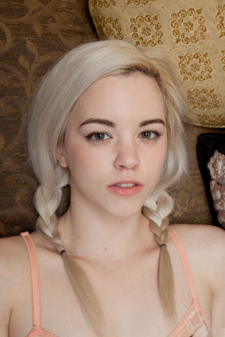 slim teen free sex images