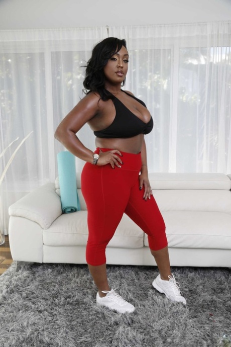 thick black thighs nice picture