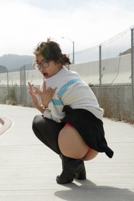 asian girlfriend hot galleries