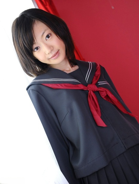 japanese schoolgirl erotic images
