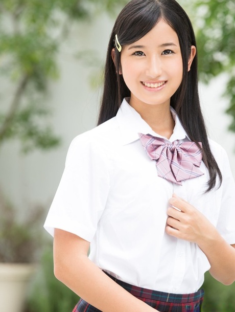 japanese schoolgirl sexy nudes img