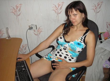 russian amateur free naked img