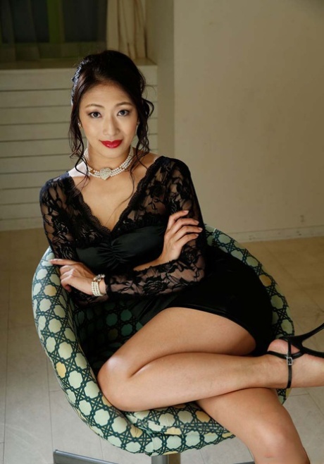 asian high heels free porn pic