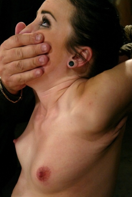 Alexa Von Tess model nude pic
