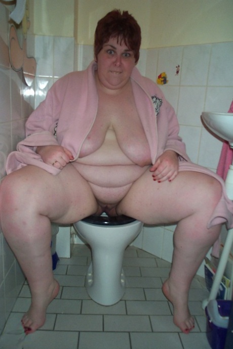 fat mature pussy art nude image