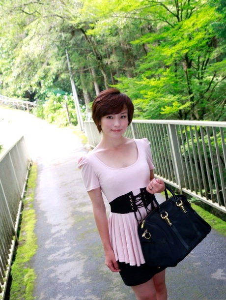 japanese short hair free naked images