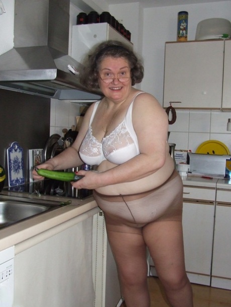 granny pantyhose adult pic