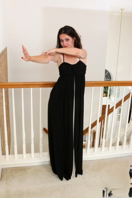 Mia Molly model art photo