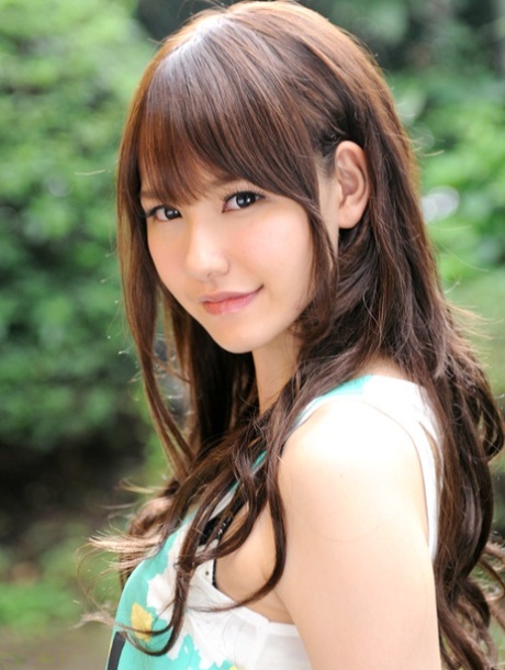Yui Uehara hot model archive