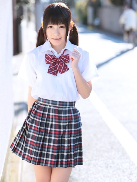 asian teen naked img