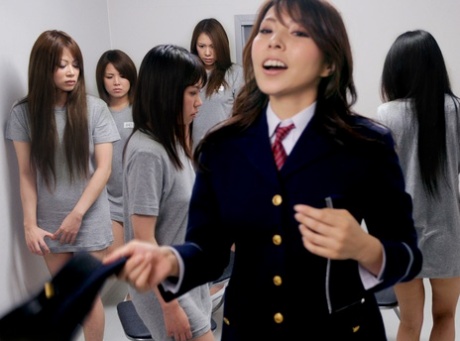 japanese schoolgirl free sexy pictures