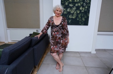 granny dress pornos photo