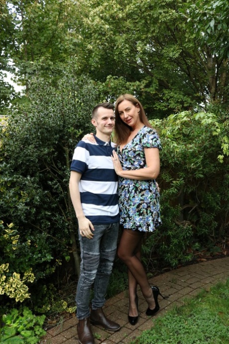 mom boy hot photo