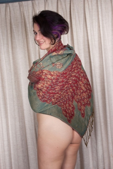 Sadie Lune model adult photo