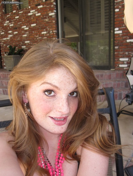 behind the scenes free sexy image