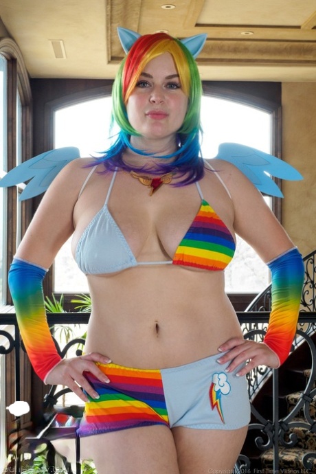 costume free xxx pics