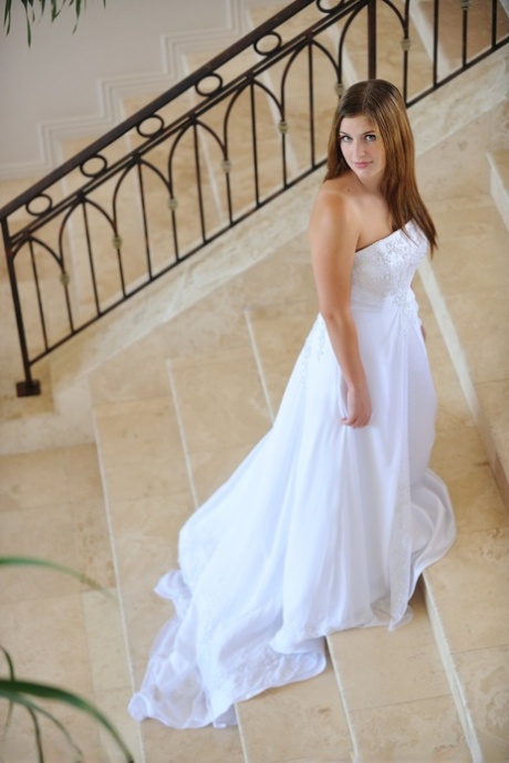 bride hot porn pictures