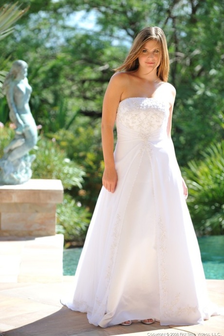 bride pretty image