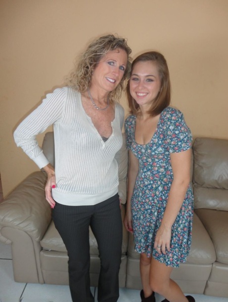Alexis Deen adult model pictures