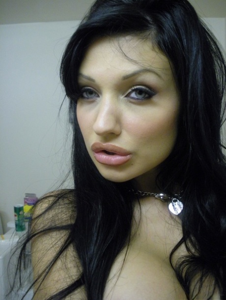 Aletta Ocean pornstar naked photos