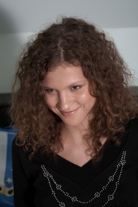 curly brunette beautiful xxx images