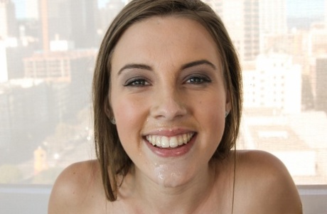 Lia Ezra perfect actress photos