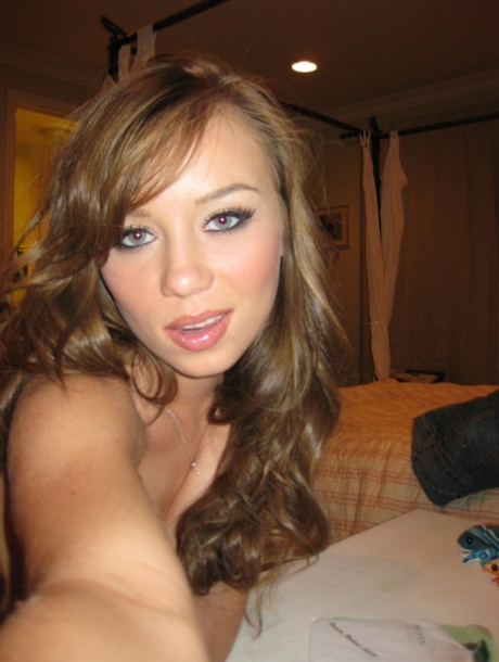 Capri Anderson hd pornstar galleries
