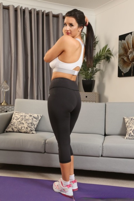 leggings bent over art nude images