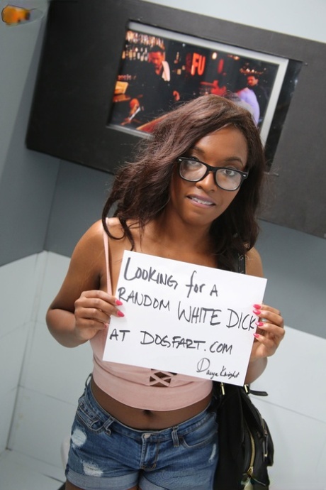 ebony gloryhole art nude pics